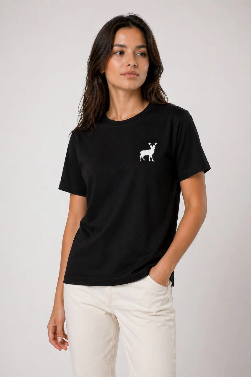 Kadın Minimal Geyik Logolu Tişört Bisiklet Yaka Kısa kol Yazlık T-Shirt - Siyah