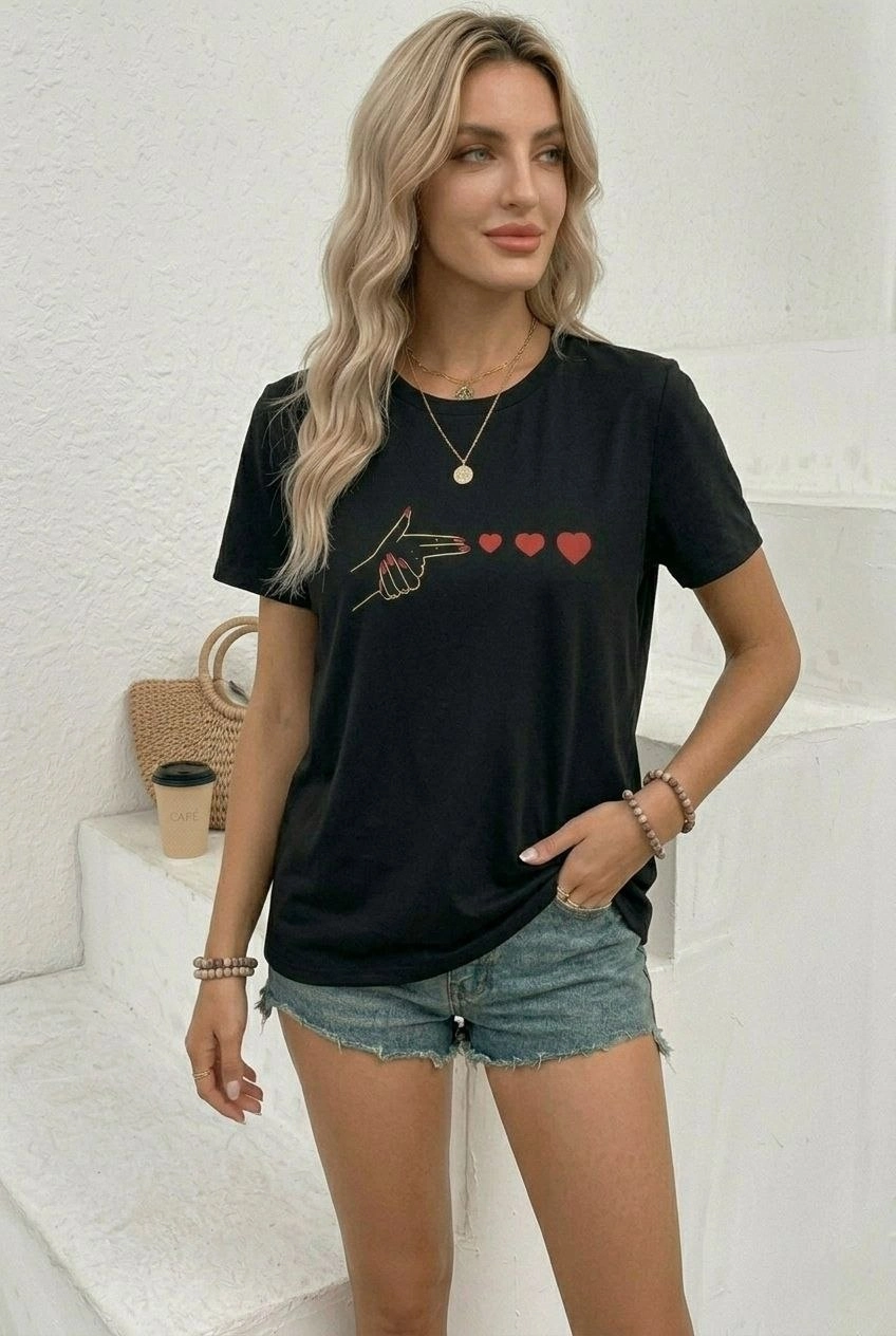 Kadın Minimal Kalp İşaret Baskılı Tişört Kısa Kol Yazlık T-Shirt - Siyah