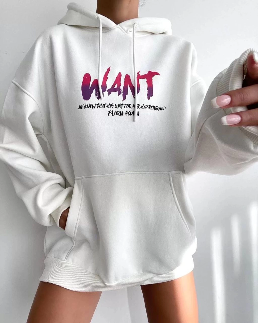 Kadın Oversize Kapüşonlu Cepli WANT Baskılı 3 İplik Pamuklu Hoodie Sweatshirt - Beyaz