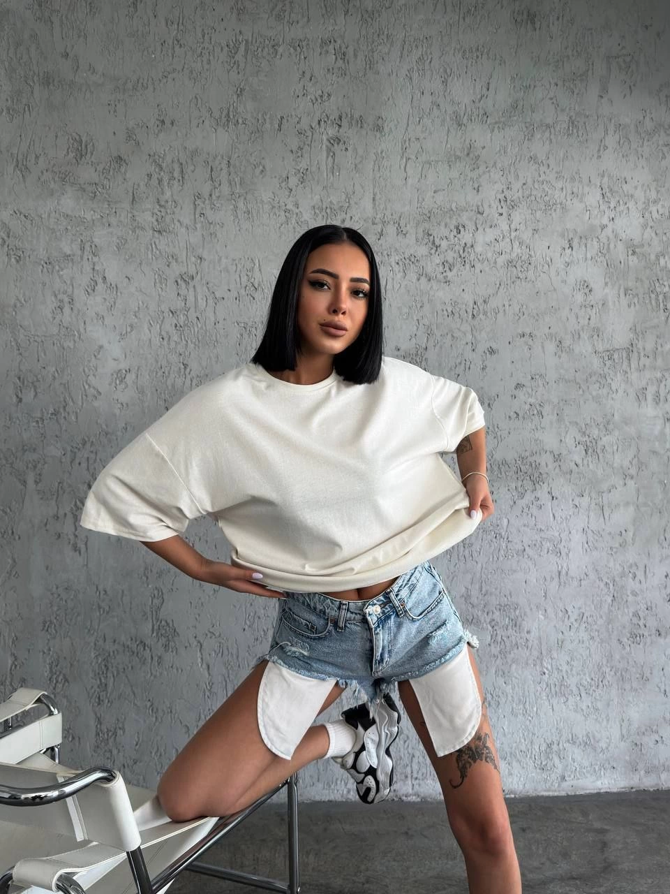 Kadın Düz T-Shirt Kısa Kol Bisiklet Yaka Oversize Rahat Kalıp Günlük Tişört - Beyaz