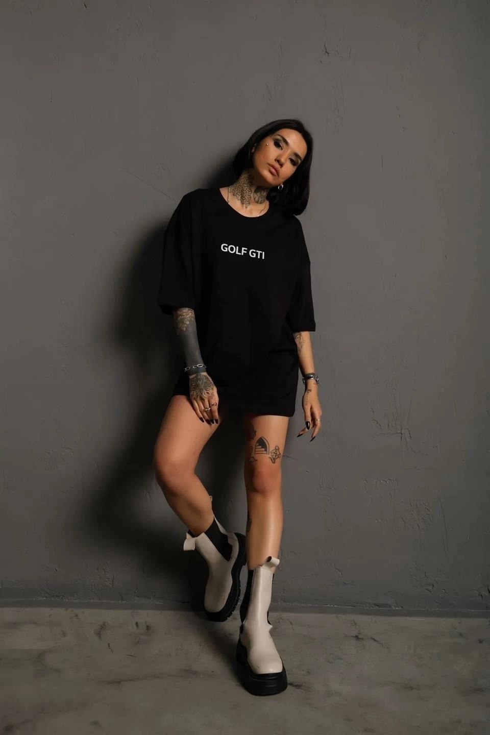 Kadın Oversize Tişört Golf GTI Retro Araba Baskılı T-shirt- Siyah
