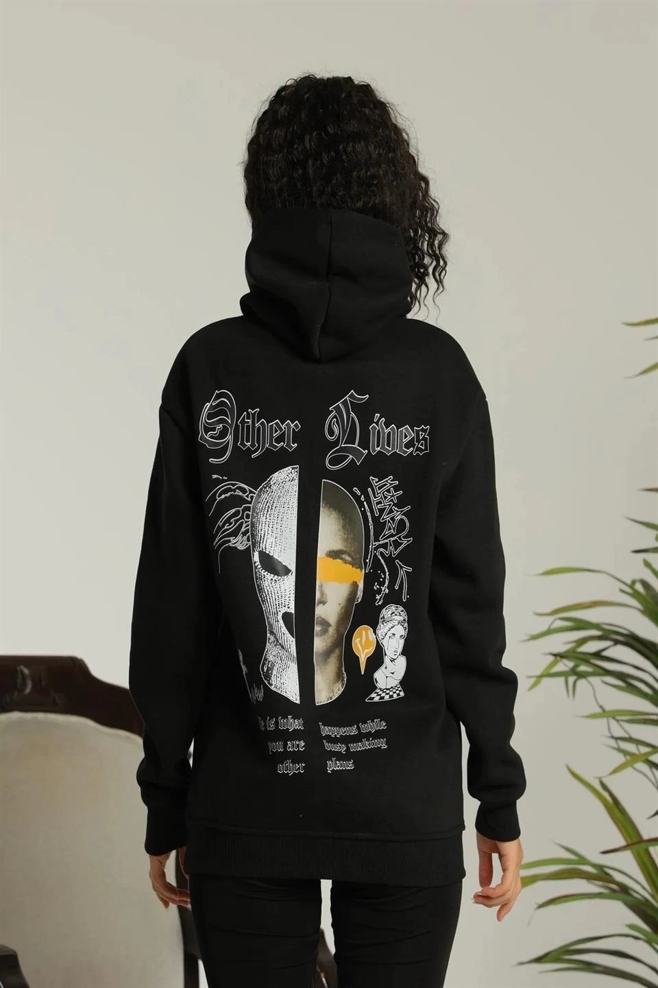 Kadın Oversize Kapüşonlu Cepli Baskılı 3 İplik Pamuklu Hoodie Sweatshirt -  Siyah