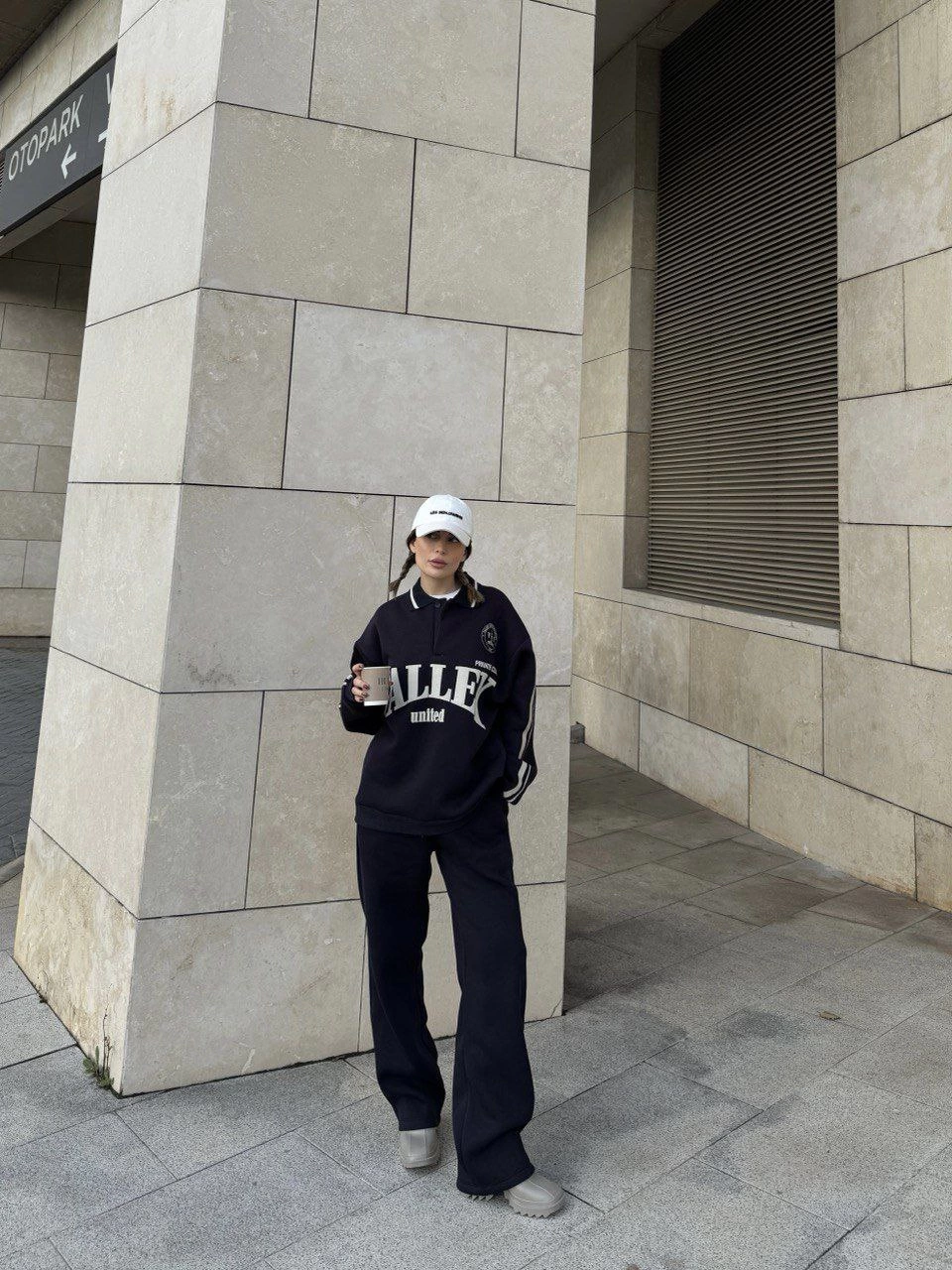 Kadın 3 İplik Pamuklu Yakalı Sweat Baggy Pantolonlu Alt-Üst Takım - Siyah