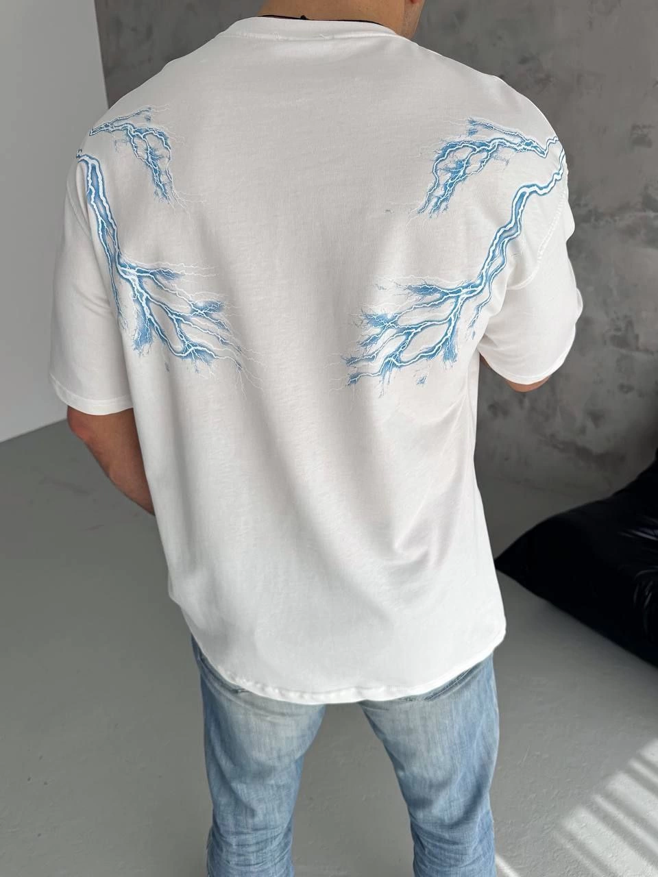 Erkek Bisiklet Yaka Tişört Yıldırım Şimşek Baskılı Kısa Kol T-Shirt - Beyaz