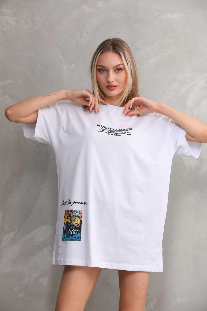 kadın Bisiklet Yaka Baskılı Oversize T-Shirt - Beyaz