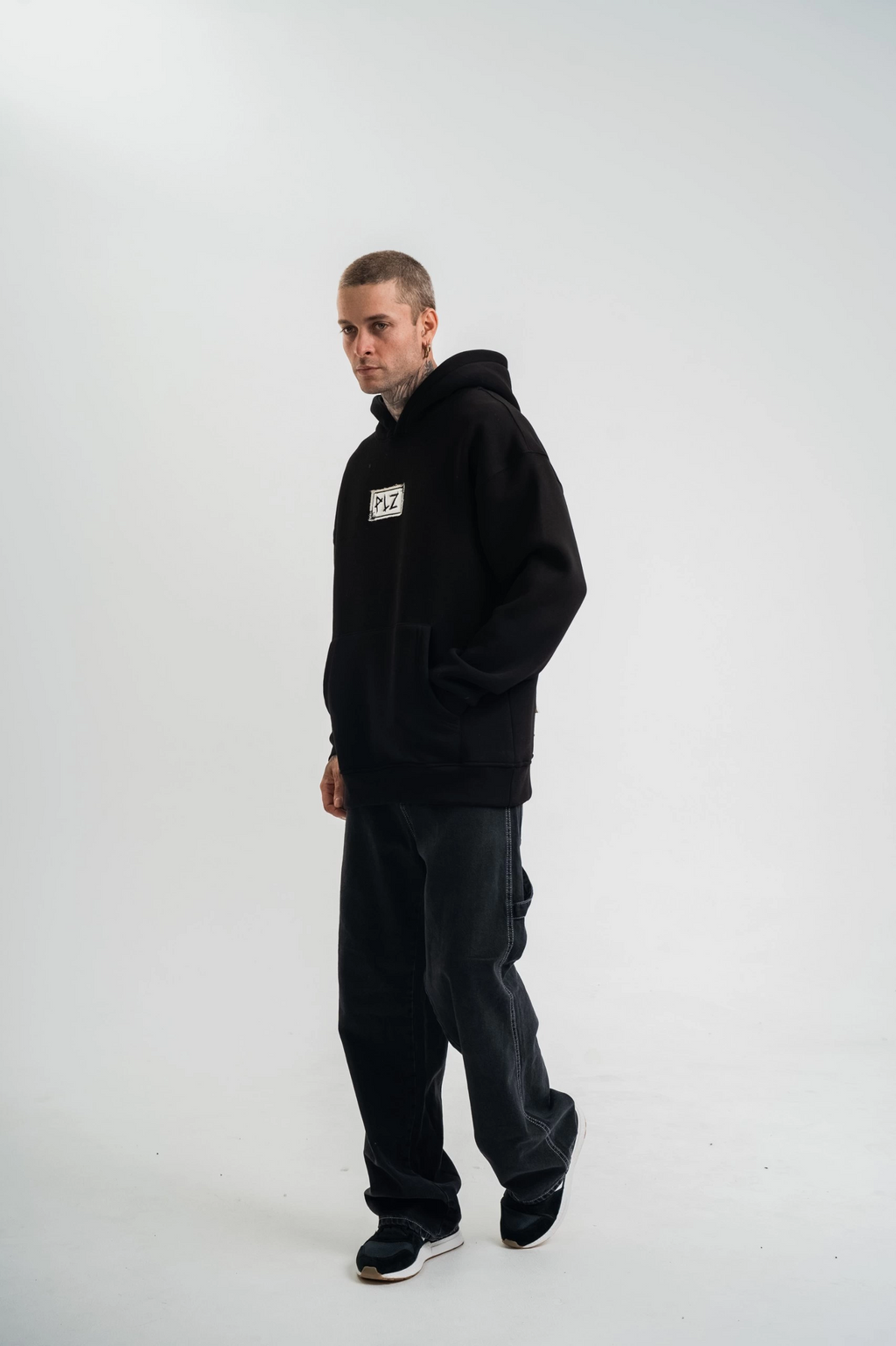 ERKEK 3 İplik Pamuklu Kapüşonlu Patchli Nakışlı Hoodie SweatShirt - Siyah