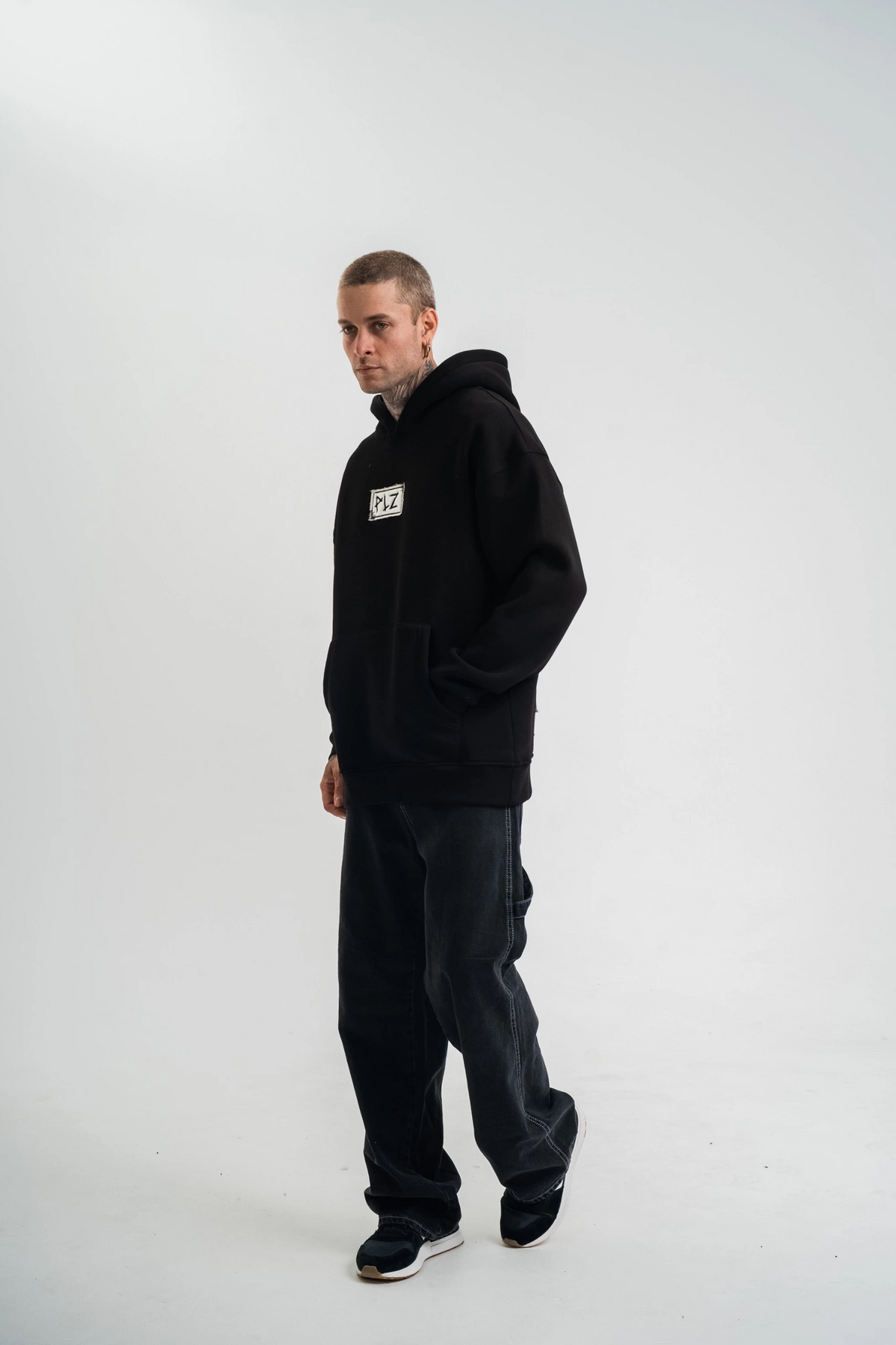 ERKEK 3 İplik Pamuklu Kapüşonlu Patchli Nakışlı Hoodie SweatShirt - Siyah