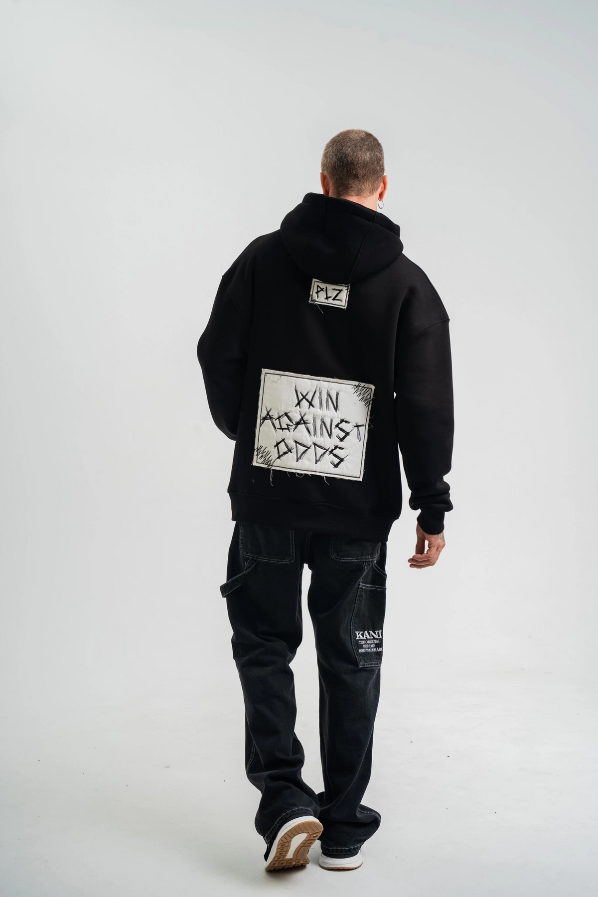 ERKEK 3 İplik Pamuklu Kapüşonlu Patchli Nakışlı Hoodie SweatShirt - Siyah