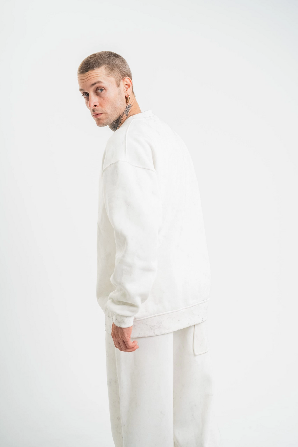 ERKEK 3 İplik Pamuklu Bisiklet Yaka Yıkamalı SweatShirt - Beyaz