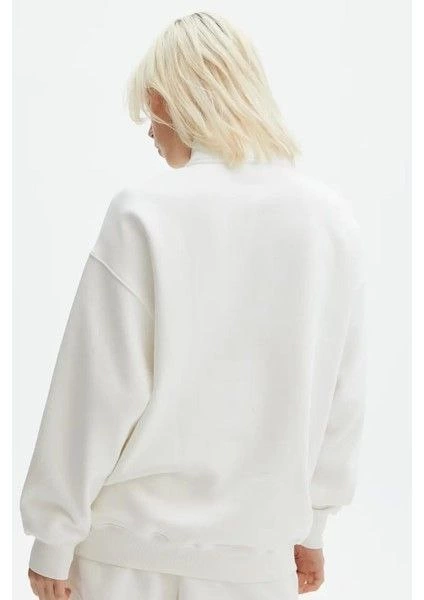Kadın 3 İplik Pamuklu Oversize Yarım Fermuarlı Yakalı Basic Sweatshirt - Beyaz