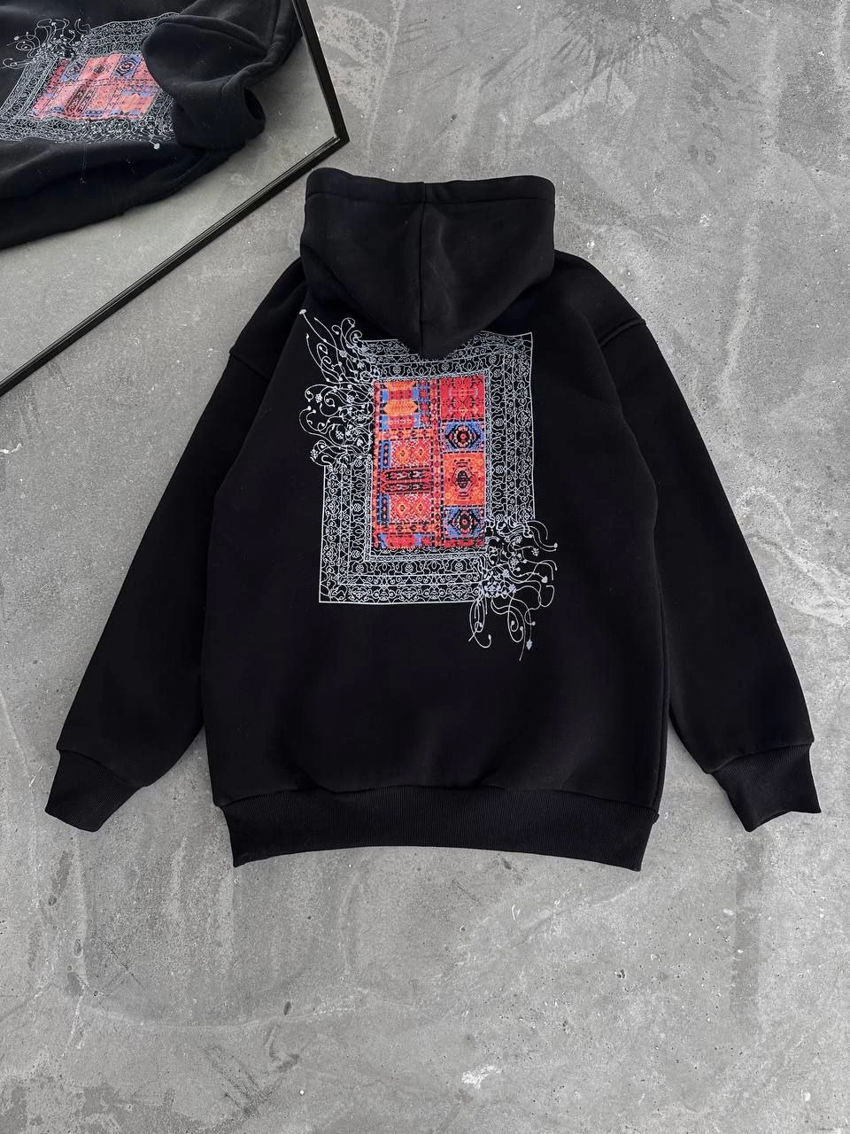 Kadın Kapüşonlu Kanguru Cepli Sweatshirt 3 İplik Pamuklu Baskılı Hoodie - Siyah